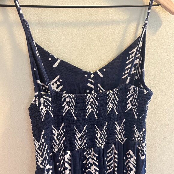 Aerie Tribal Print Maxi Dress Size Medium Navy Blue Sleeveless Cut Out Beach - Picture 6 of 8
